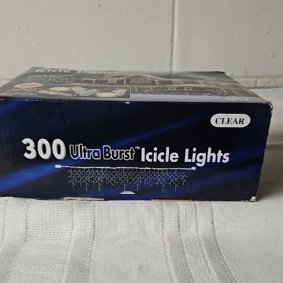 300 Ultra Burst Icicle Lights - Picture 5 of 5